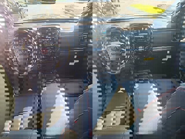 New 2023 Nissan Titan PRO-4X w/ Pro-4x Convenience Package image 5