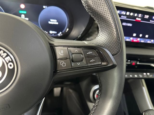 Used 2024 Alfa Romeo Tonale Ti w/ Active Assist Package image 16