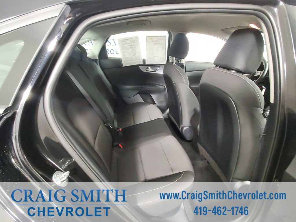 Used 2022 Kia Forte LXS w/ LXS Technology Package FWD image 13