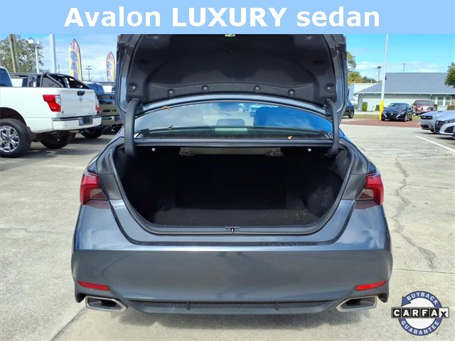 Used 2019 Toyota Avalon XLE image 30