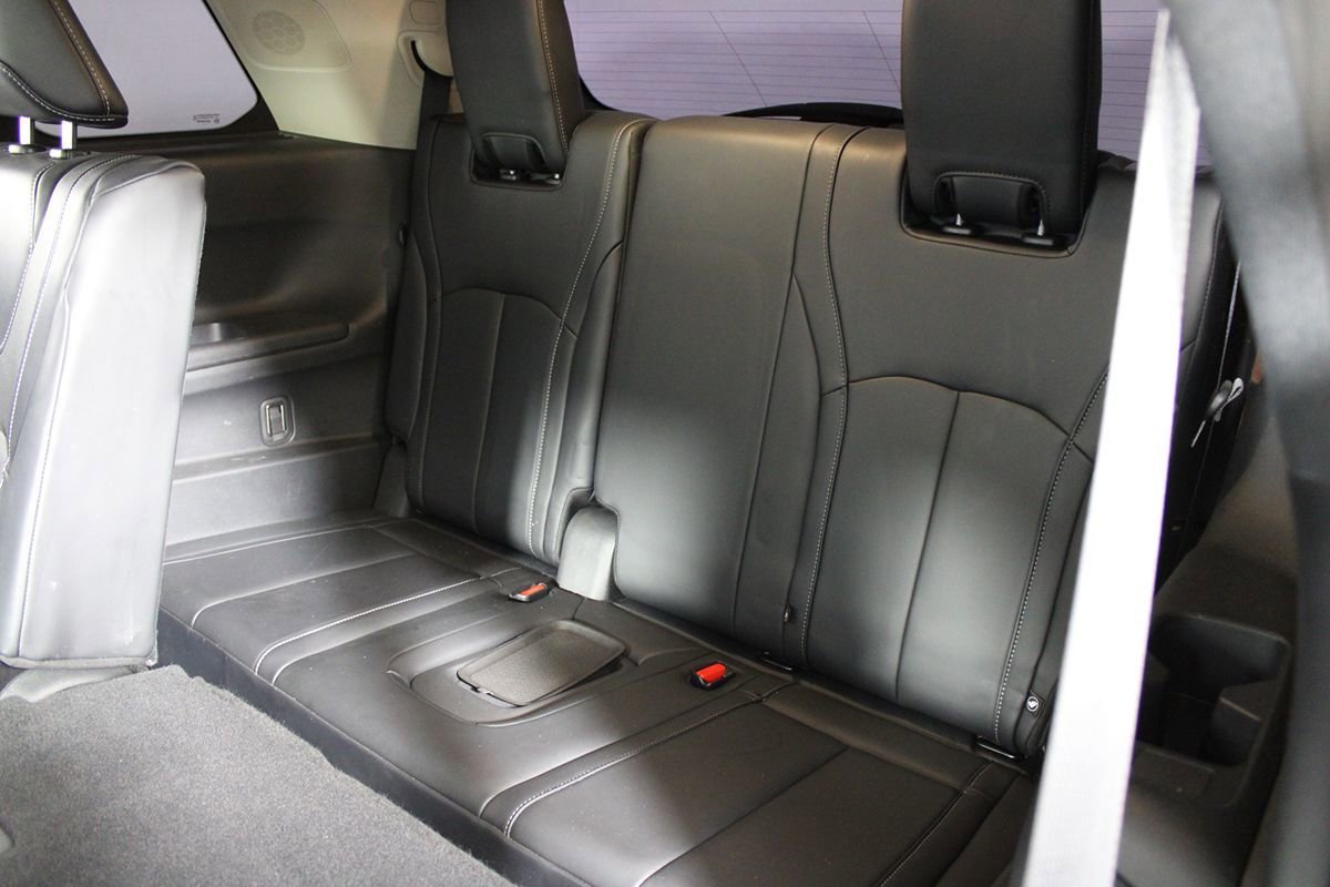 Used 2023 INFINITI QX60 Luxe w/ Cargo Package AWD/4WD image 31