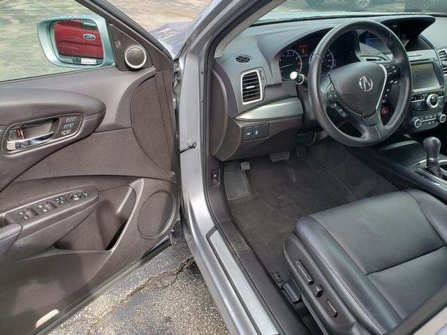 Used 2018 Acura RDX w/ Technology Package AWD/4WD image 12