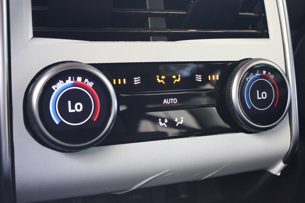 New 2026 Land Rover Range Rover SE AWD/4WD image 11