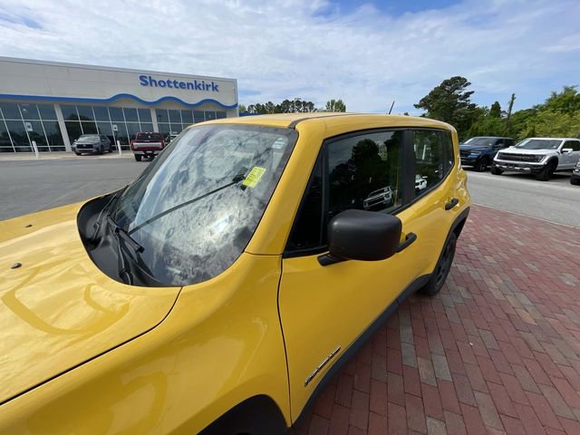 Used 2018 Jeep Renegade Sport w/ Power & Air Group image 10