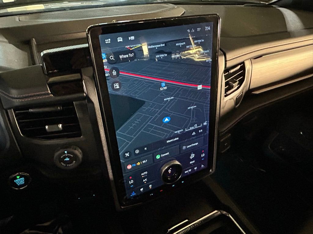 Used 2023 Ford Expedition Max Platinum image 17