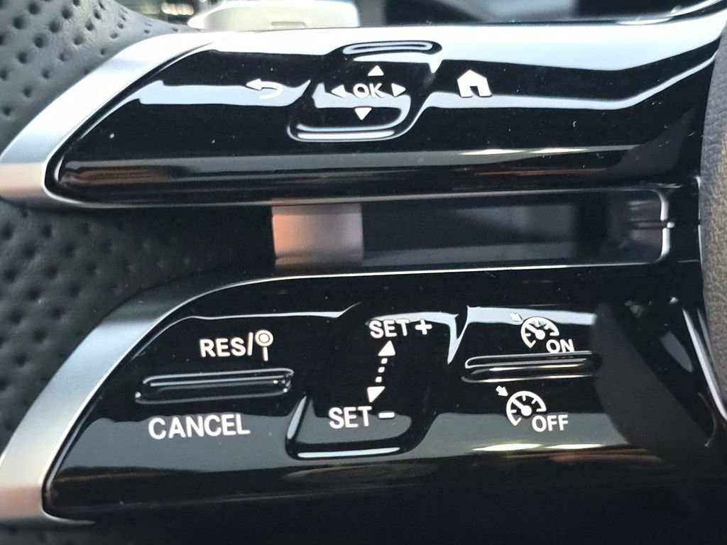 New 2026 Mercedes-Benz GLC 300 4MATIC image 32