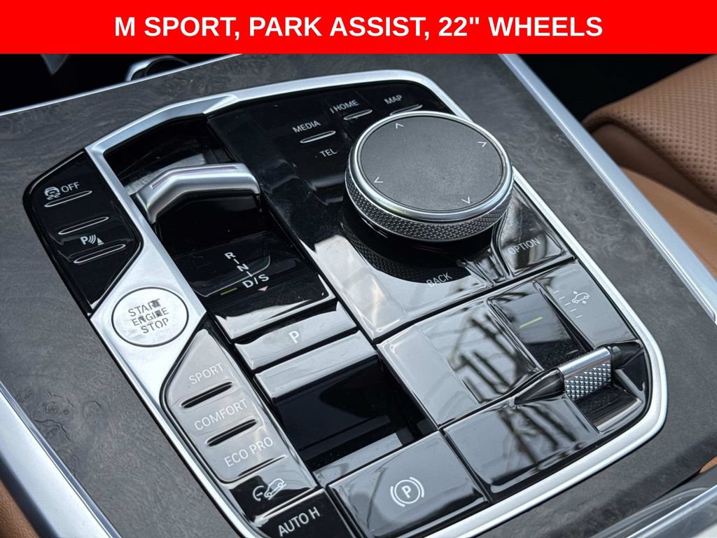 Used 2023 BMW X7 xDrive40i w/ M Sport Package AWD/4WD image 28