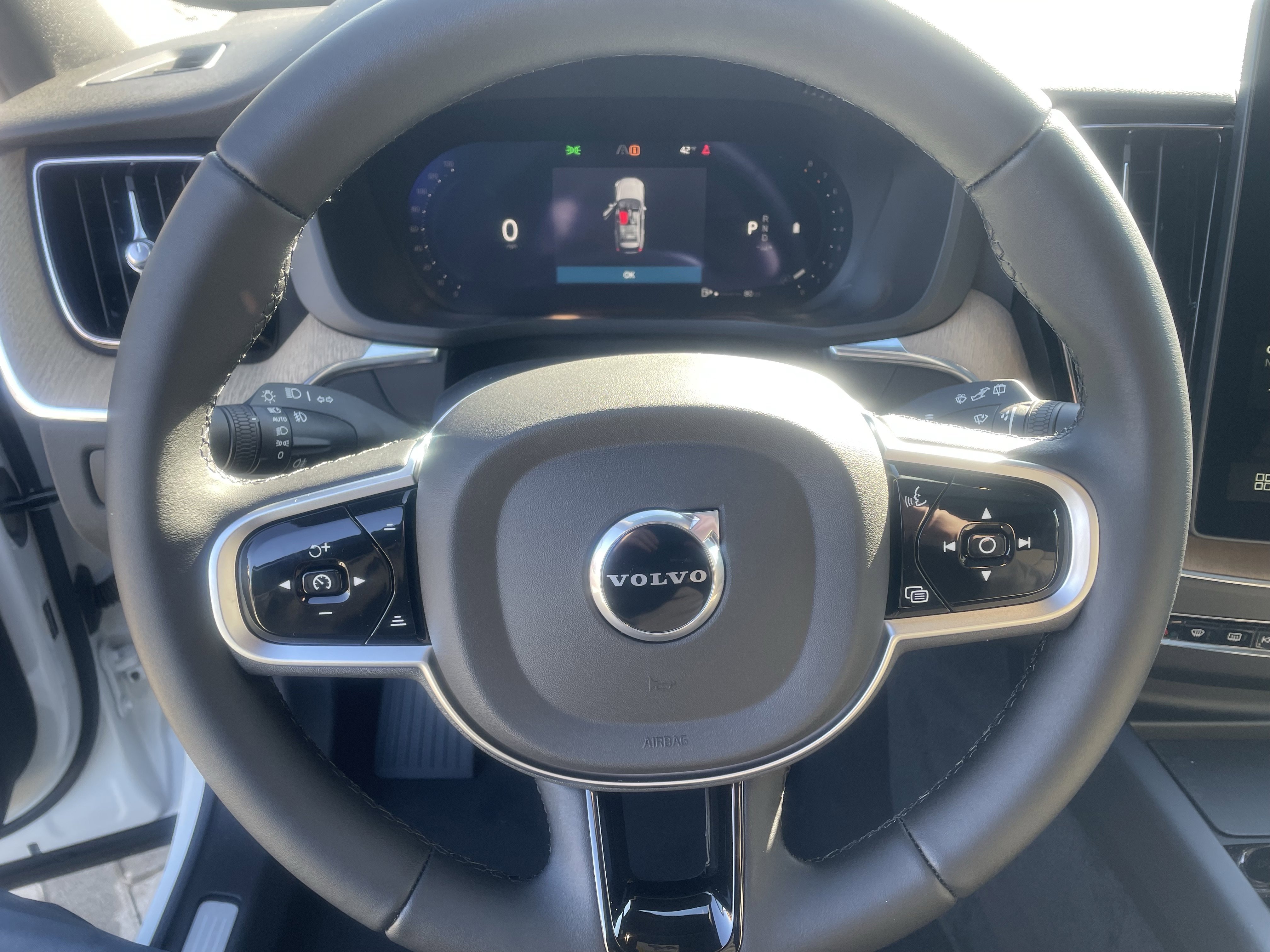 New 2026 Volvo XC60 B5 Plus w/ Protection Package Premier image 18