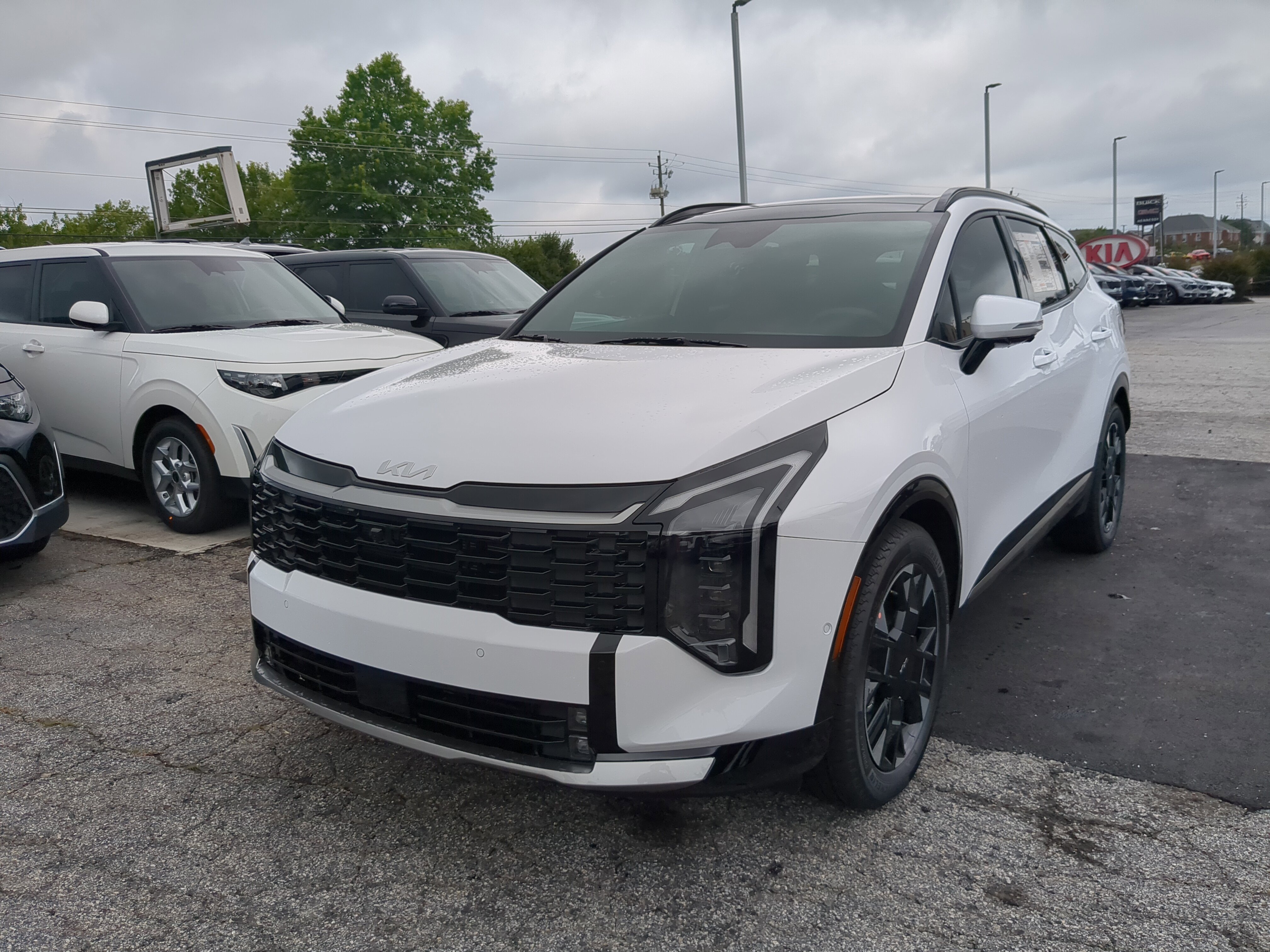 New 2026 Kia Sportage SX image 3