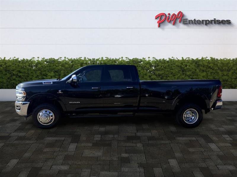 Used 2021 RAM 3500 Laramie image 3