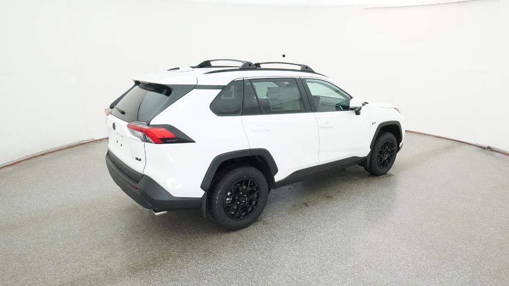 New 2025 Toyota RAV4 XLE image 22