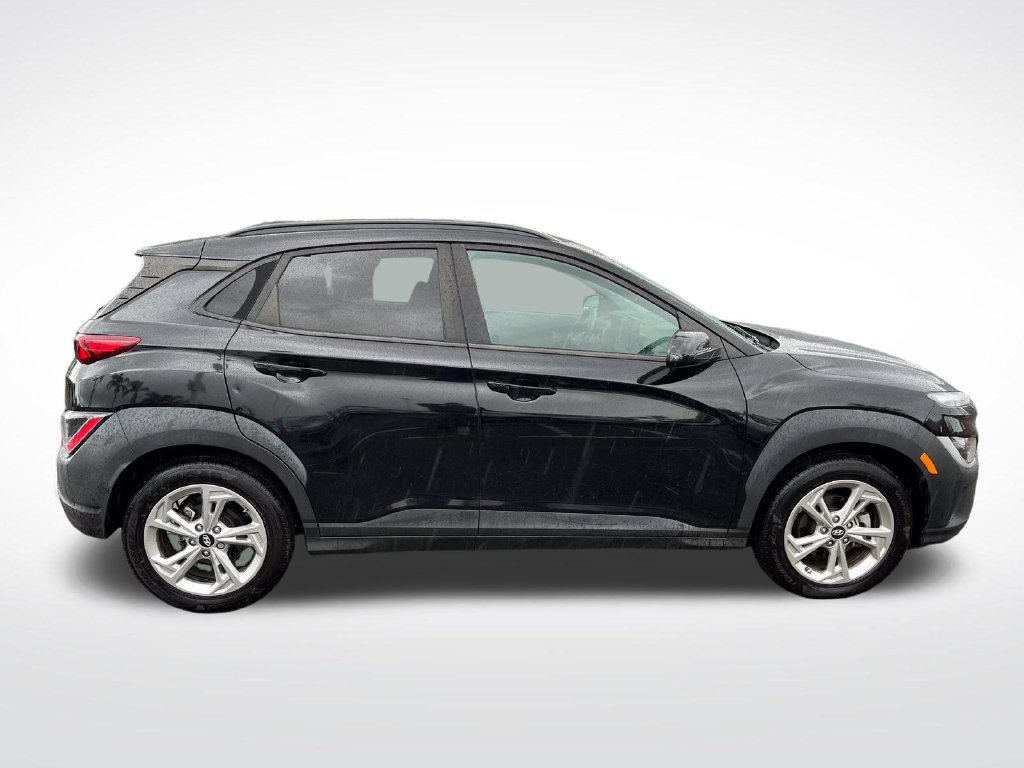 Used 2022 Hyundai Kona SEL FWD image 6