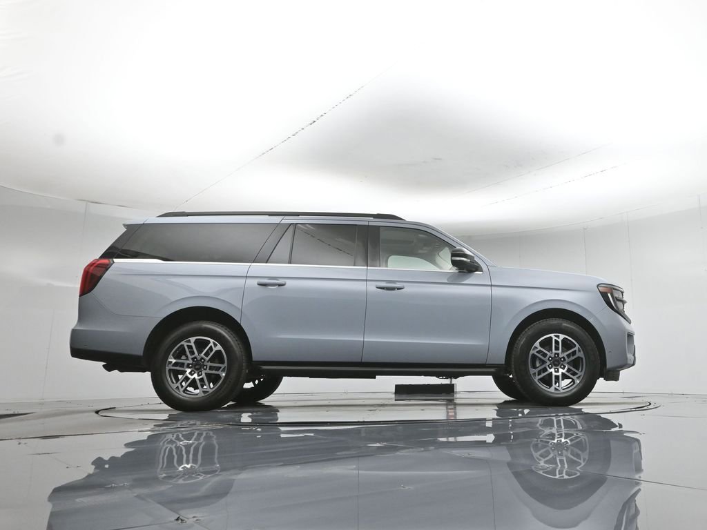 Used 2025 Ford Expedition Max Active RWD image 51