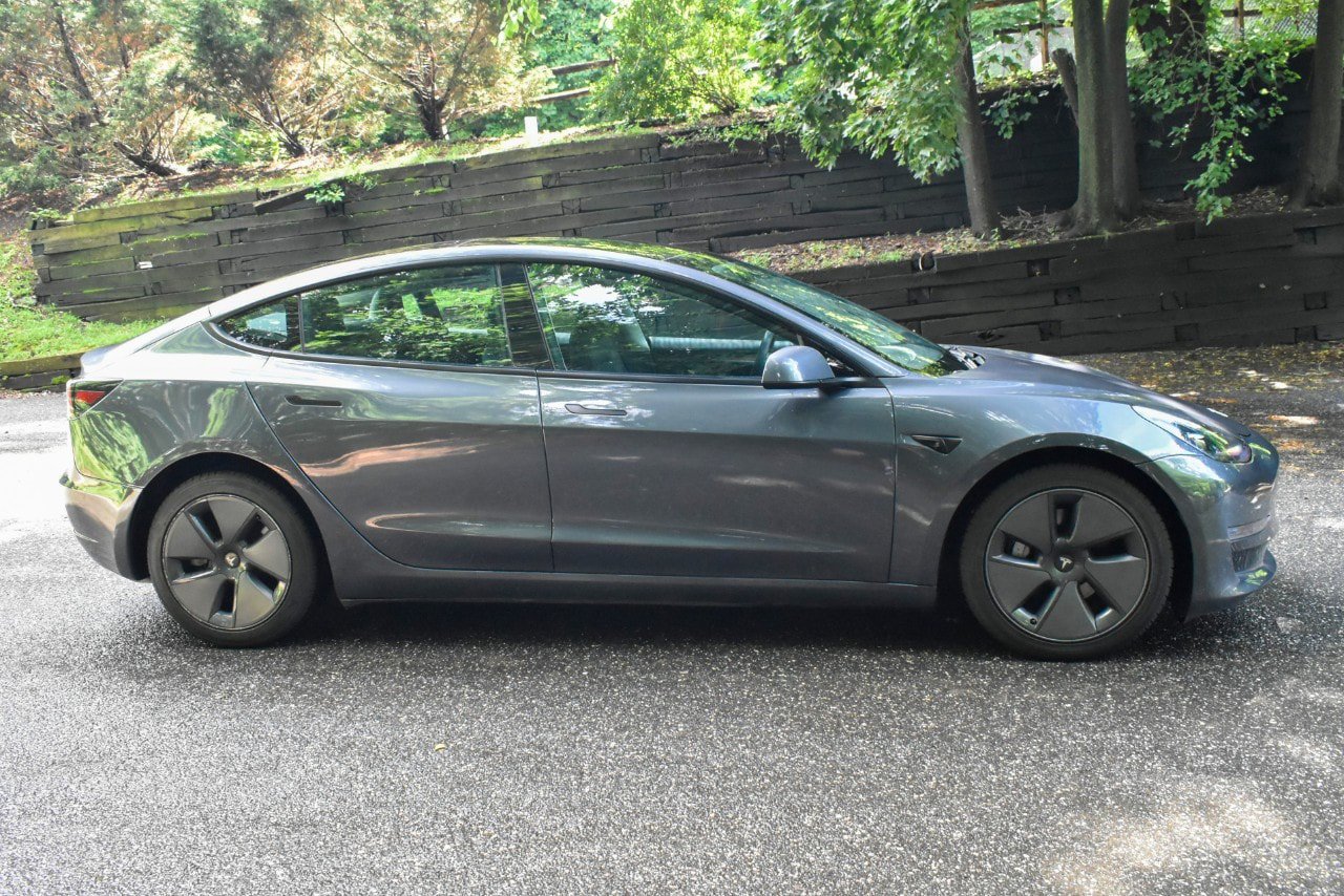 Used 2023 Tesla Model 3 Long Range AWD/4WD image 9