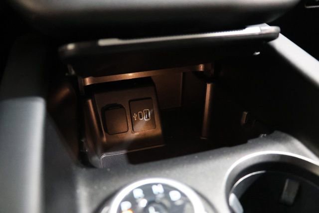 Used 2025 Ford Explorer ST-Line AWD/4WD image 29