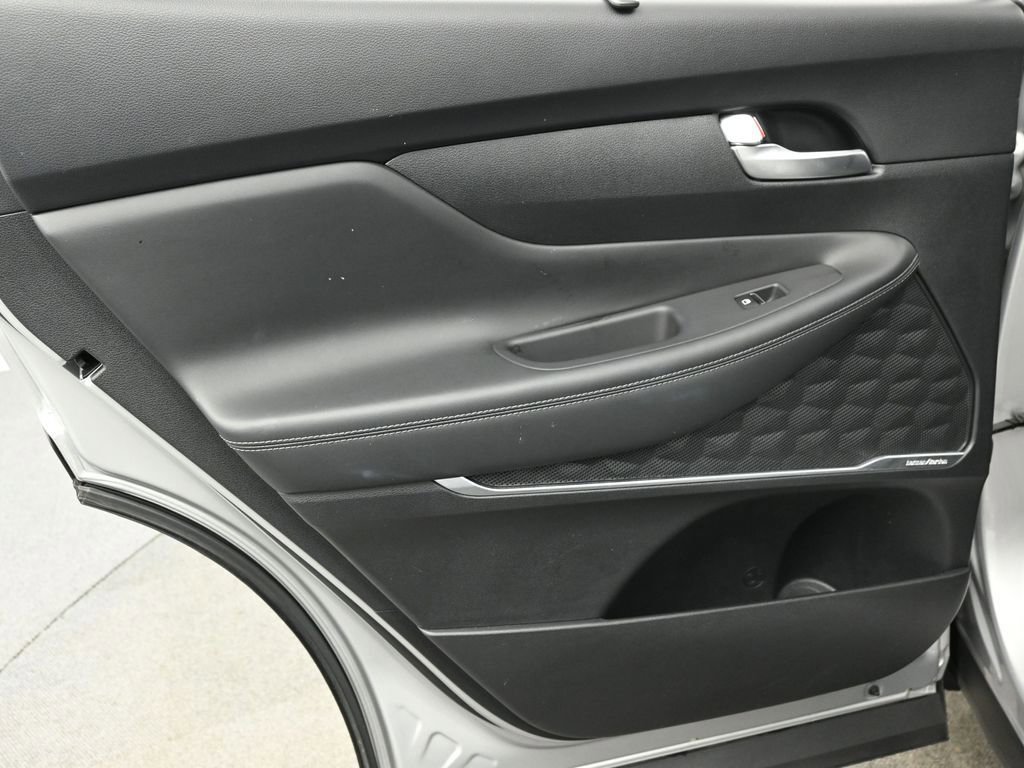 Used 2022 Hyundai Santa Fe SEL Premium AWD/4WD image 17