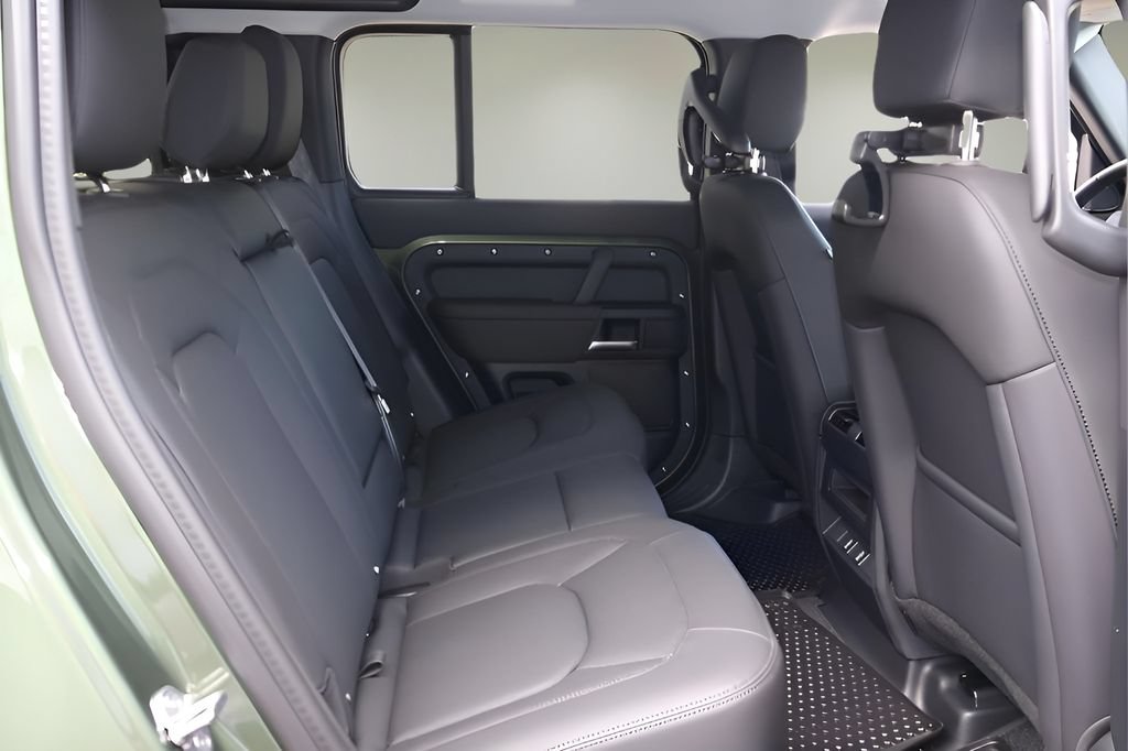 Used 2026 Land Rover Defender 110 S AWD/4WD image 16