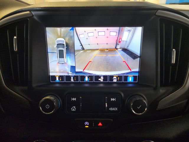Certified 2024 GMC Terrain AT4 w/ Tech Package AWD/4WD image 29