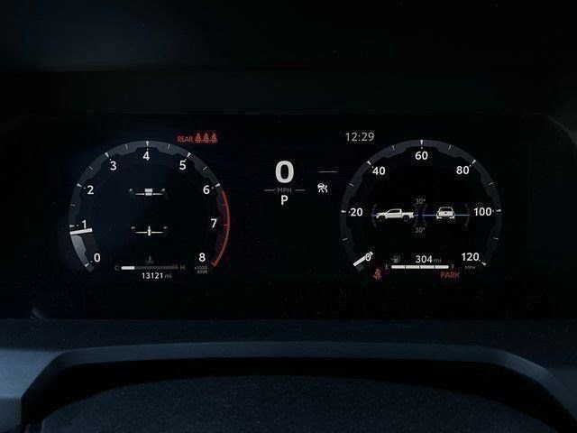 Used 2025 Toyota Tacoma TRD Off-Road image 32