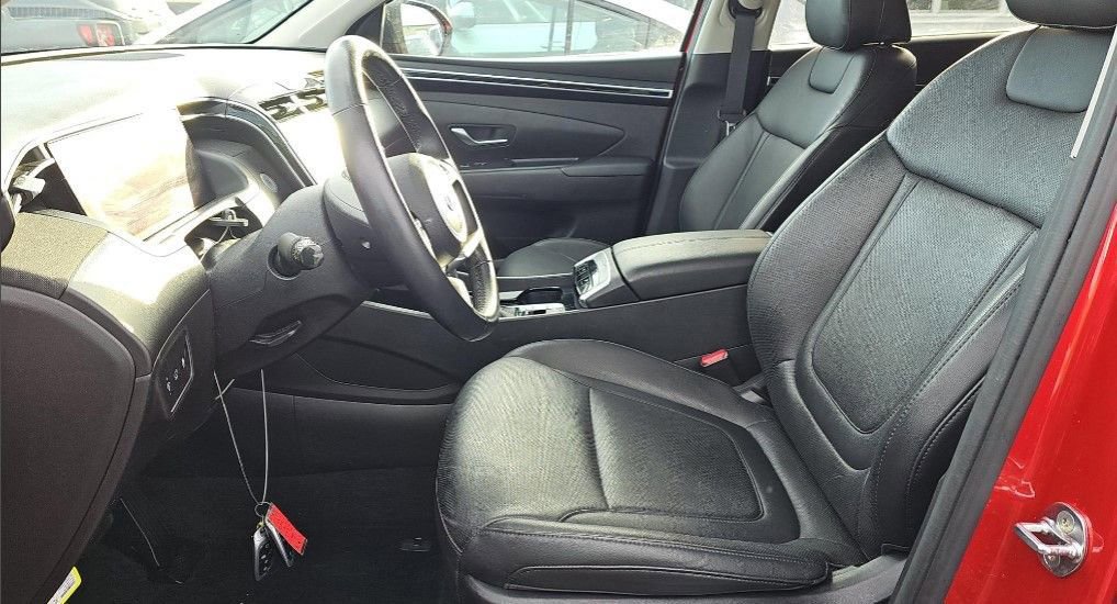 Used 2023 Hyundai Tucson SEL w/ Convenience Package image 10