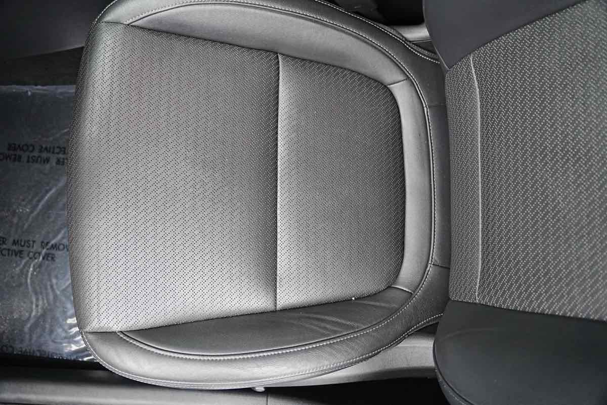 Used 2020 Hyundai Kona Limited image 9