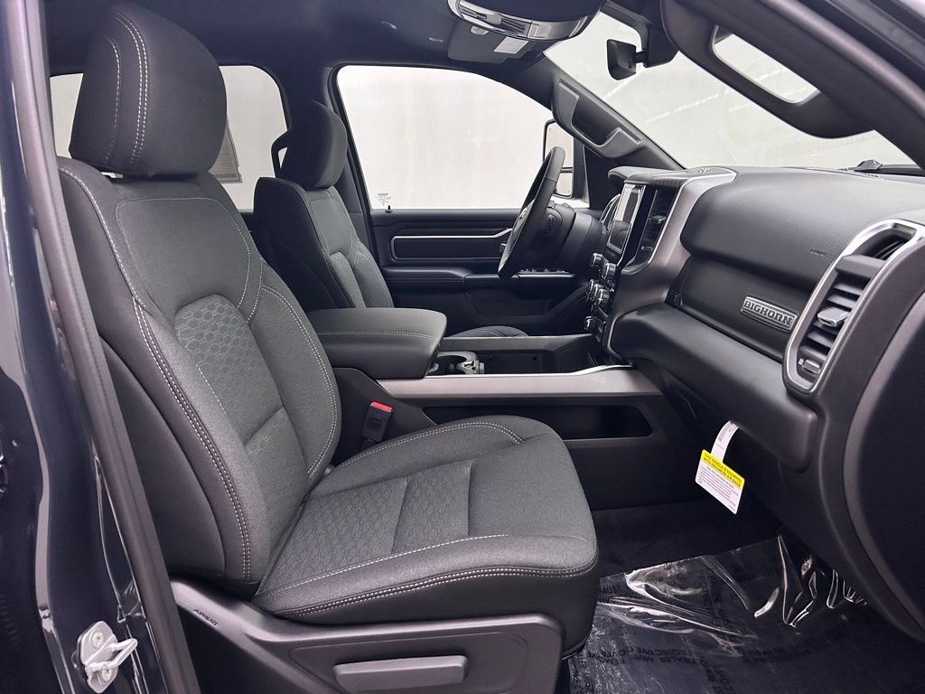 New 2026 RAM 1500 Big Horn AWD/4WD image 17