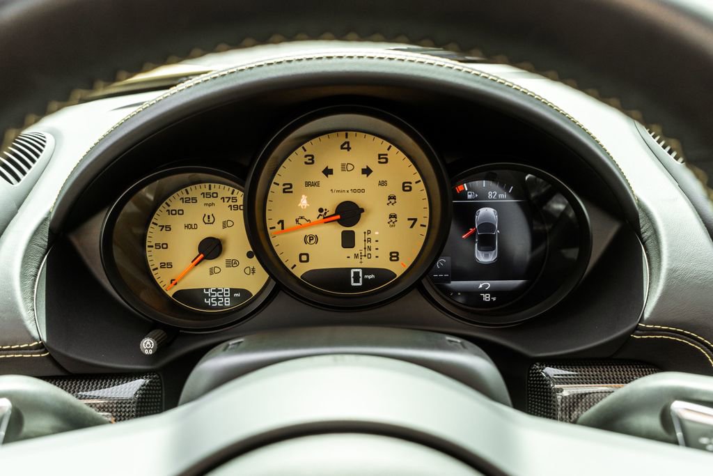 Used 2023 Porsche 718 Boxster S image 14