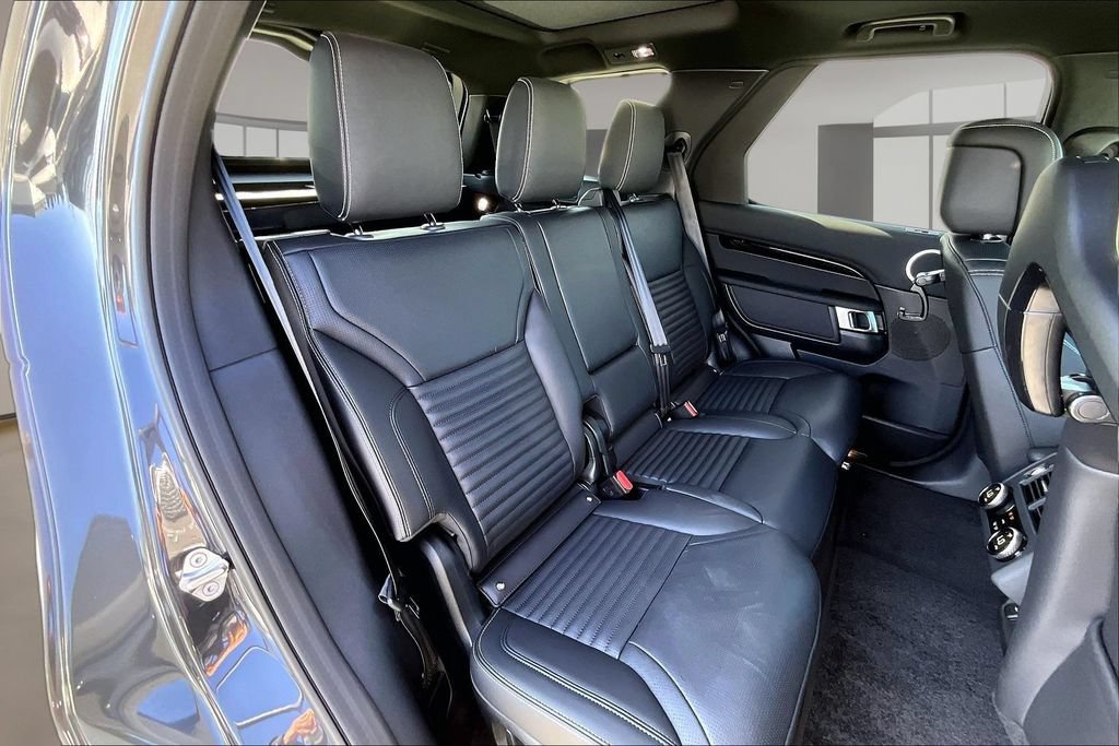New 2026 Land Rover Discovery S AWD/4WD image 10