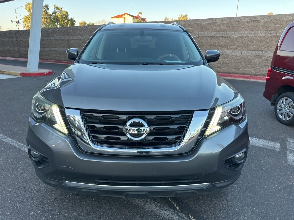 Used 2020 Nissan Pathfinder SV FWD image 2
