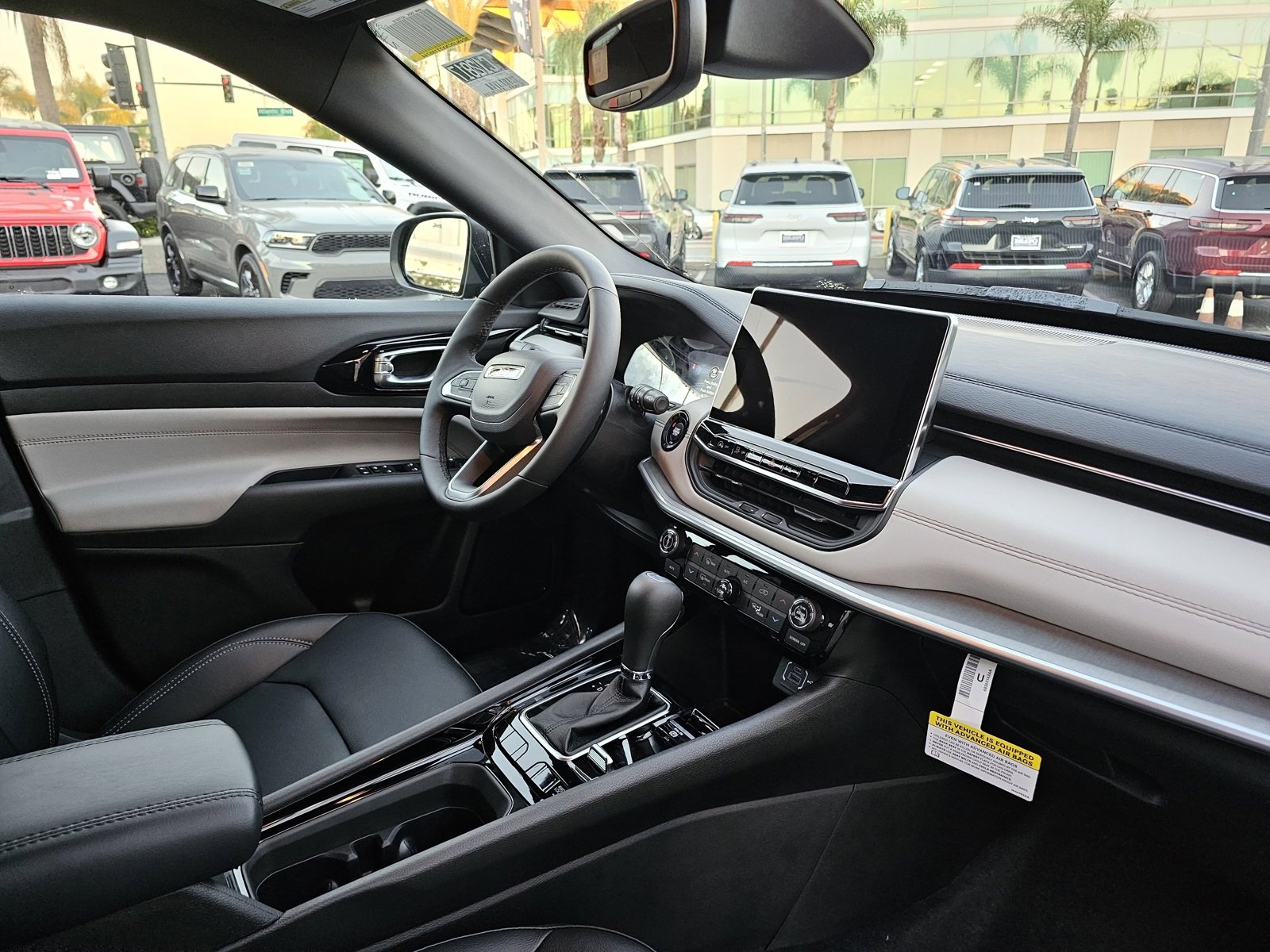 New 2026 Jeep Compass Limited image 25