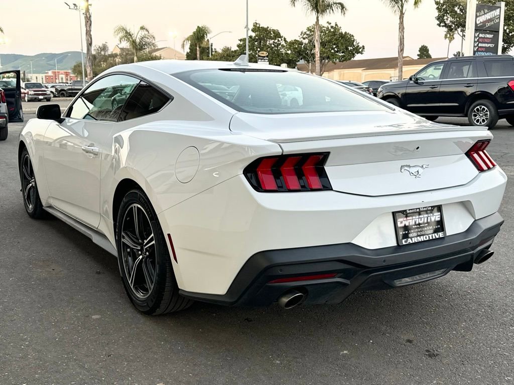 Used 2024 Ford Mustang Premium RWD image 7