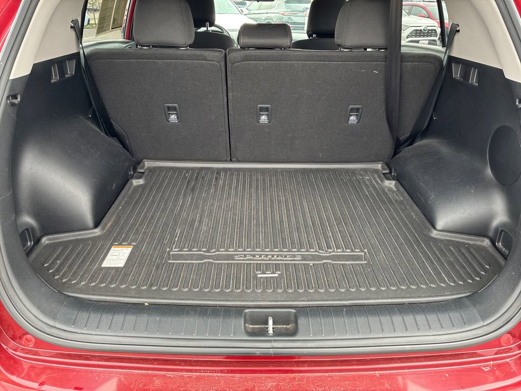 Used 2017 Kia Sportage LX image 13