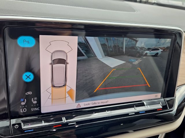 New 2026 Volkswagen Atlas SE FWD image 22