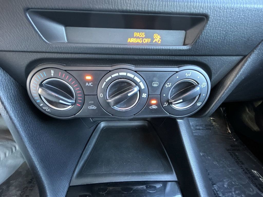Used 2016 MAZDA MAZDA3 i Touring image 19