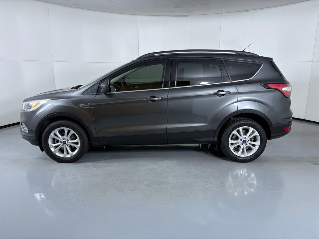 Used 2018 Ford Escape SE image 5