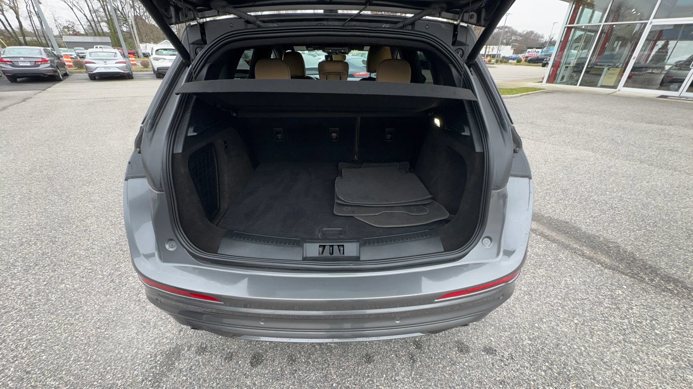 Used 2021 Lincoln Corsair Reserve AWD/4WD image 10
