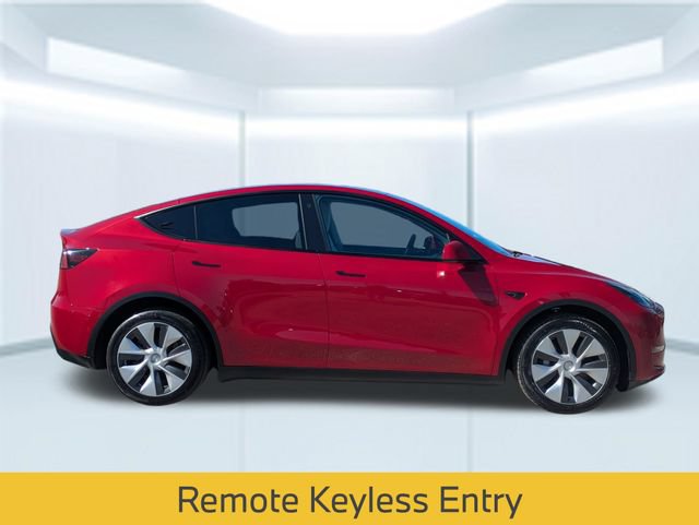 Used 2022 Tesla Model Y Long Range AWD/4WD image 8