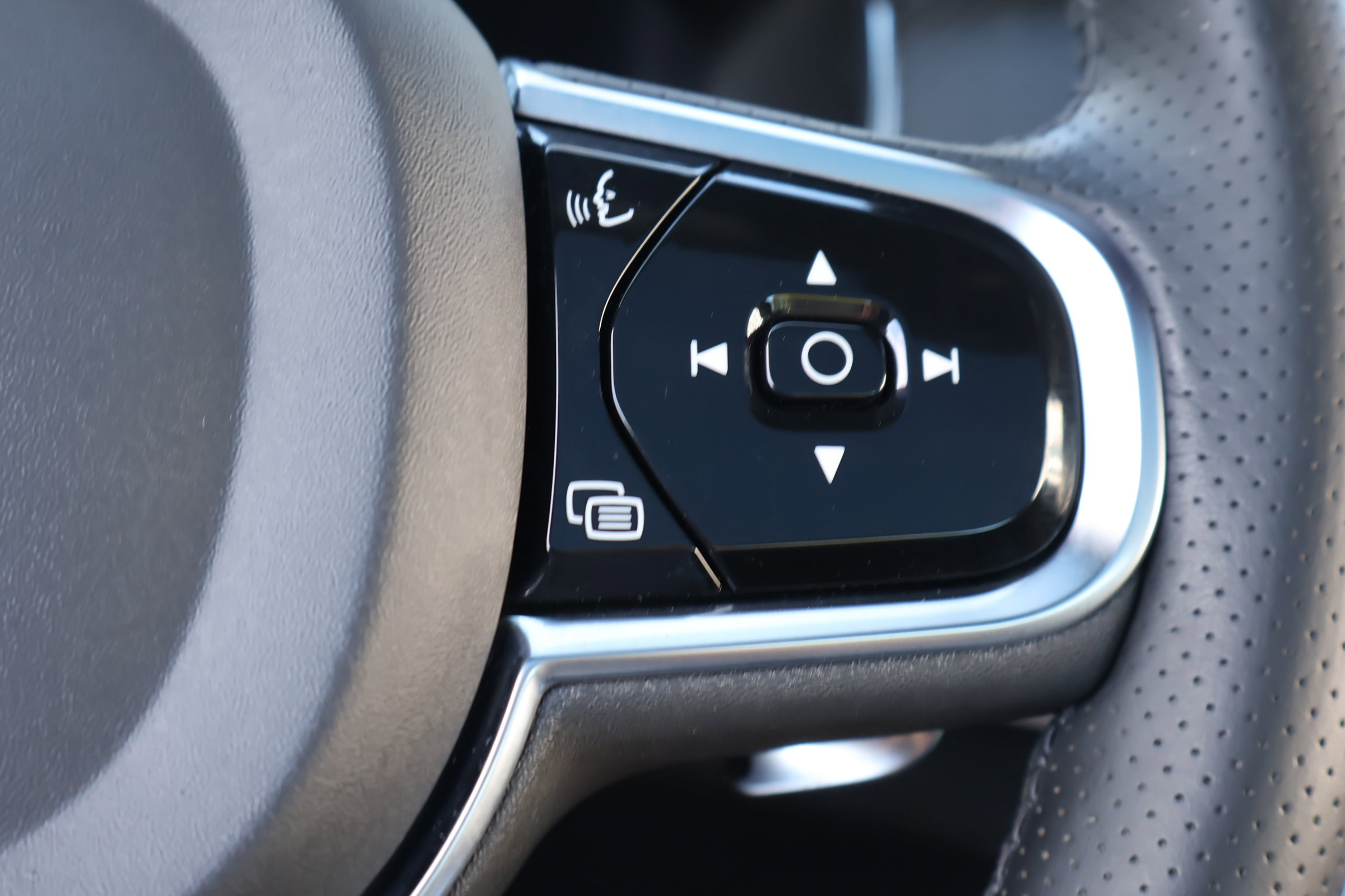 Used 2021 Polestar Polestar 1 image 22