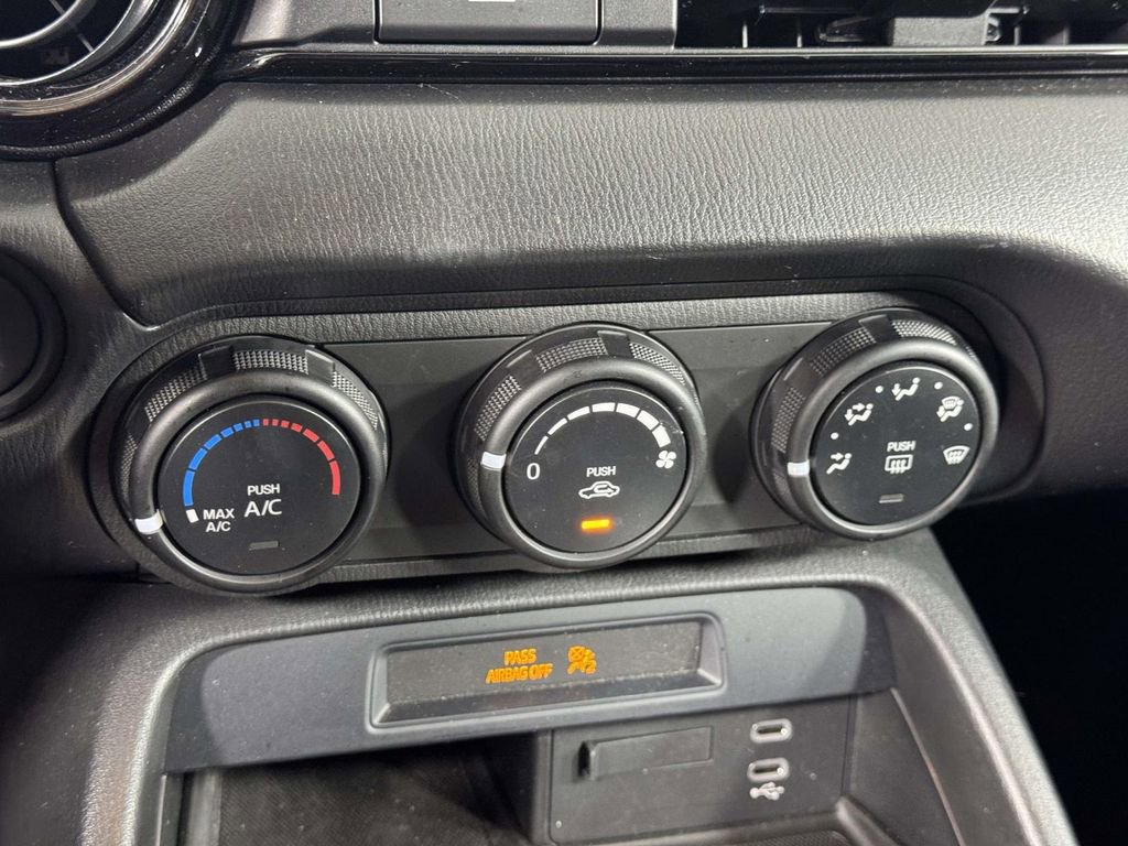 Used 2024 MAZDA MX-5 Miata Sport RWD image 28