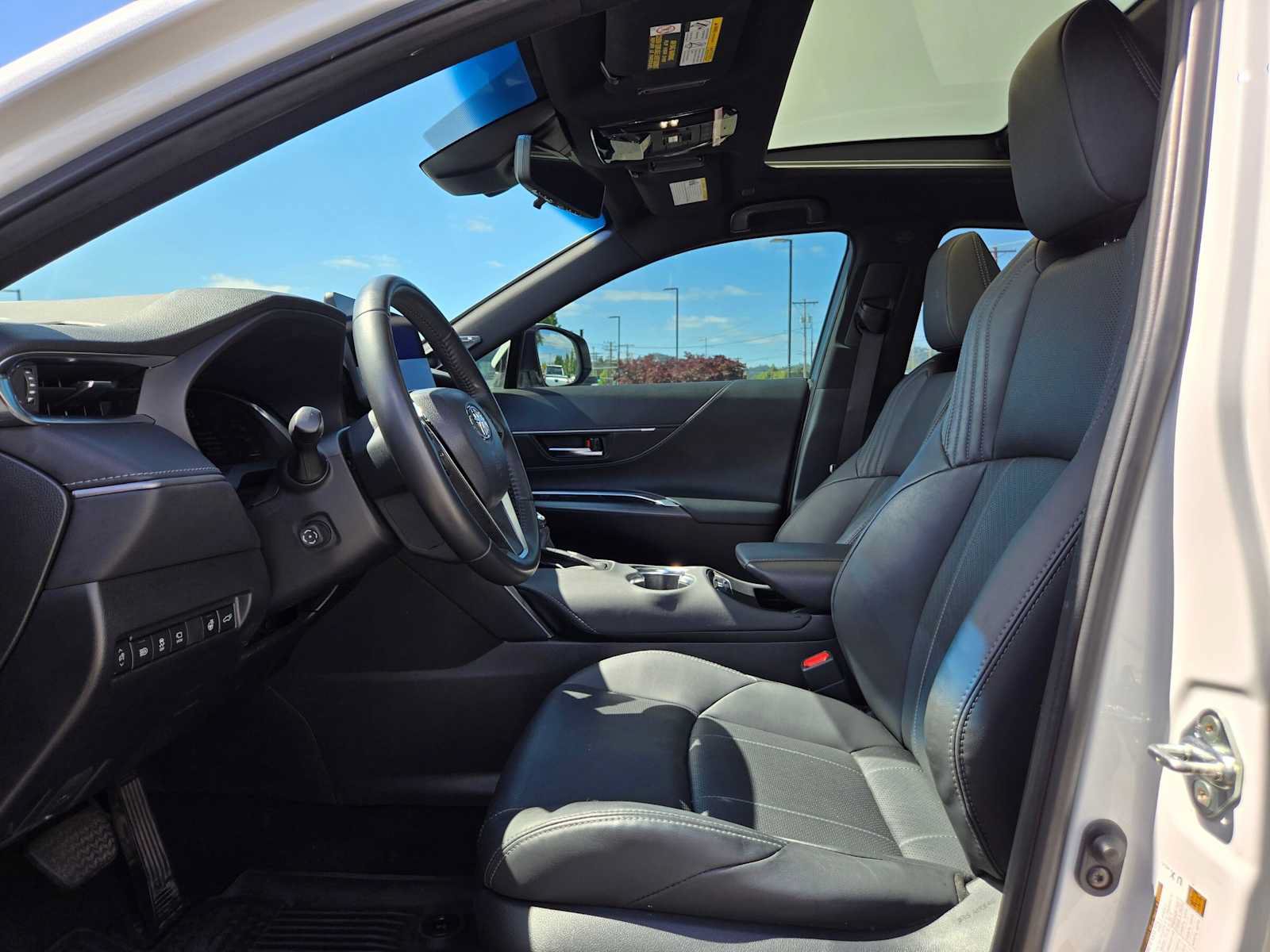 Used 2024 Toyota Venza Limited AWD/4WD image 21