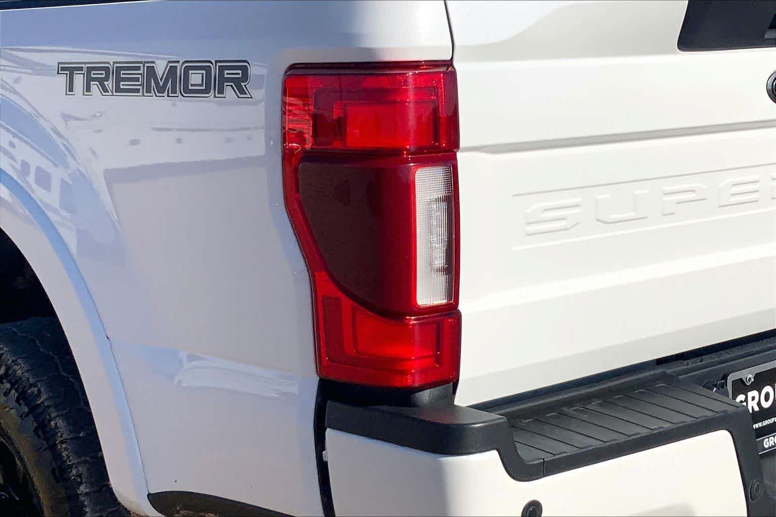 Certified 2022 Ford F250 Lariat w/ Tremor Off-Road Package AWD/4WD image 29