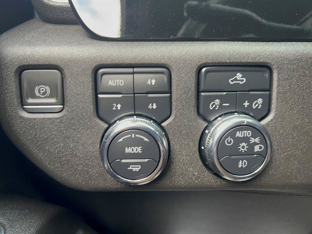 Used 2023 GMC Sierra 1500 Elevation AWD/4WD image 22