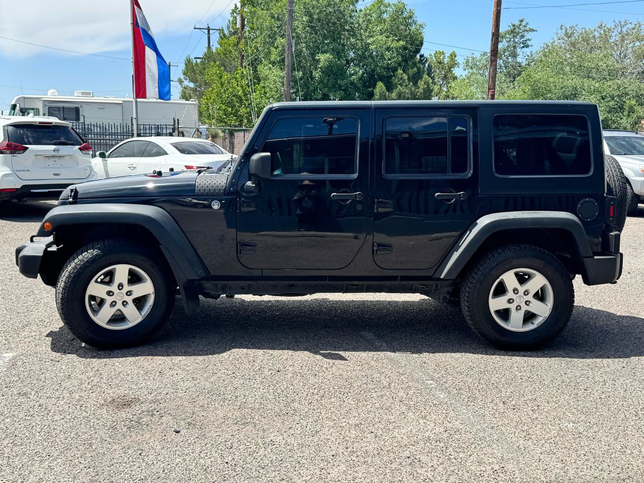 Used 2015 Jeep Wrangler Unlimited Sport w/ Quick Order Package 24S AWD/4WD image 4