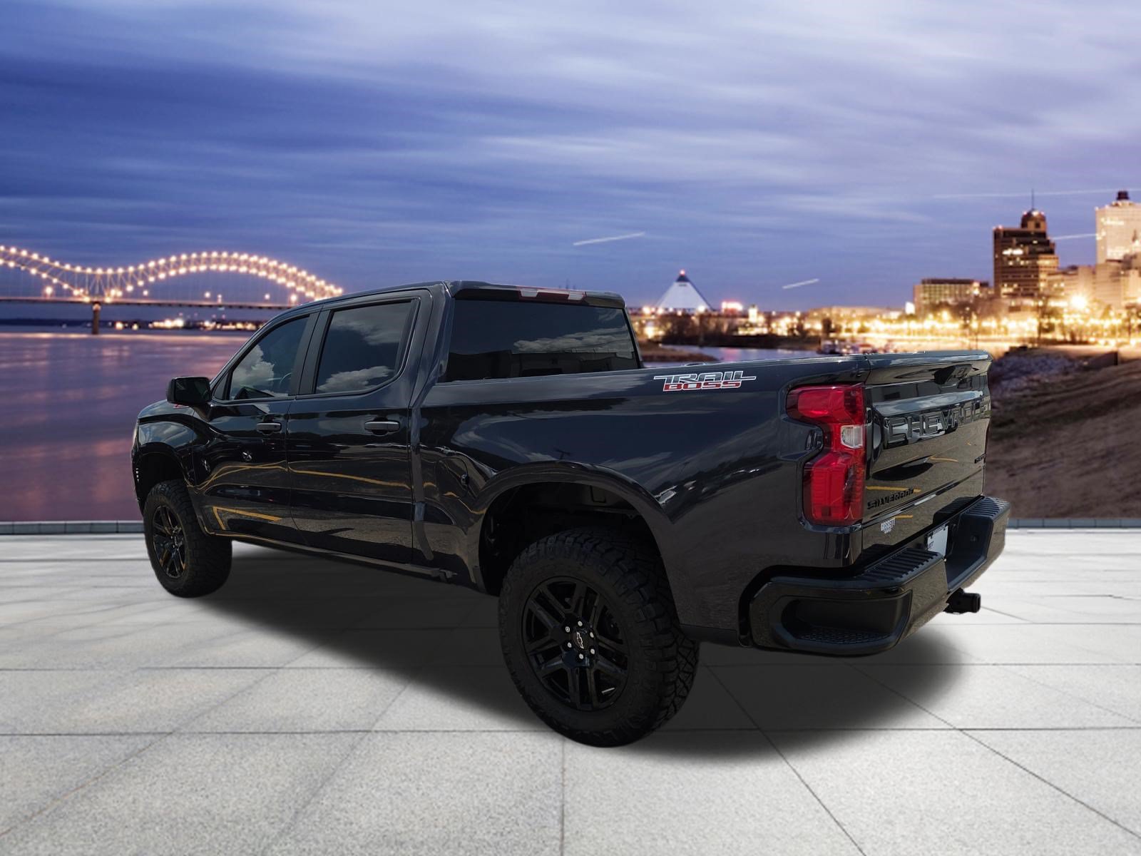 Used 2022 Chevrolet Silverado 1500 Custom Trail Boss w/ LPO, Dark Essentials Package AWD/4WD image 3