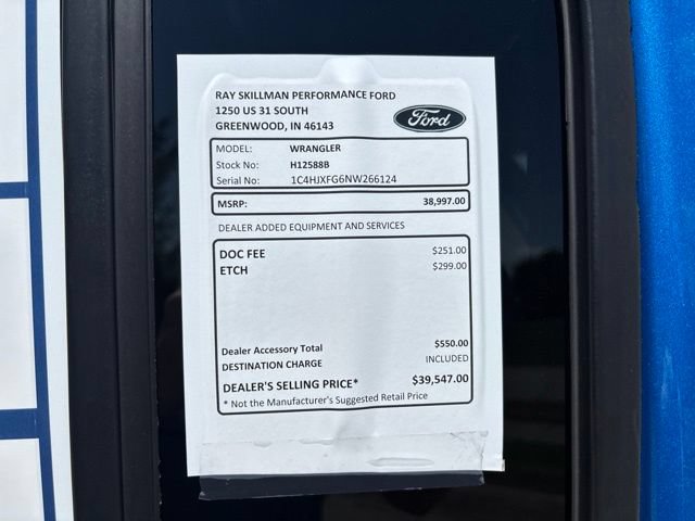 Used 2022 Jeep Wrangler Unlimited Rubicon w/ Cold Weather Group AWD/4WD image 3