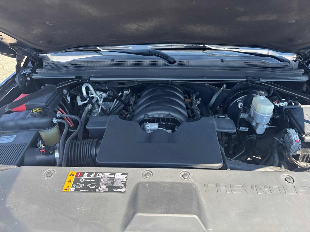 Used 2019 Chevrolet Suburban LT AWD/4WD image 36