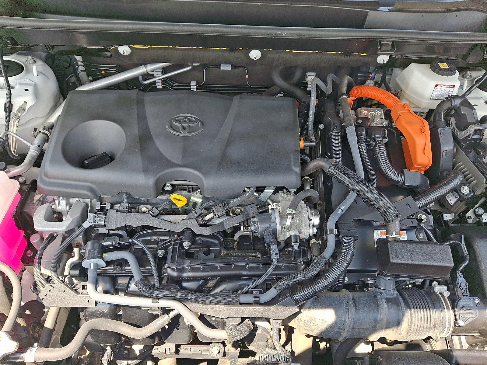 Used 2023 Toyota RAV4 XLE w/ XLE Grade Weather Package AWD/4WD image 26