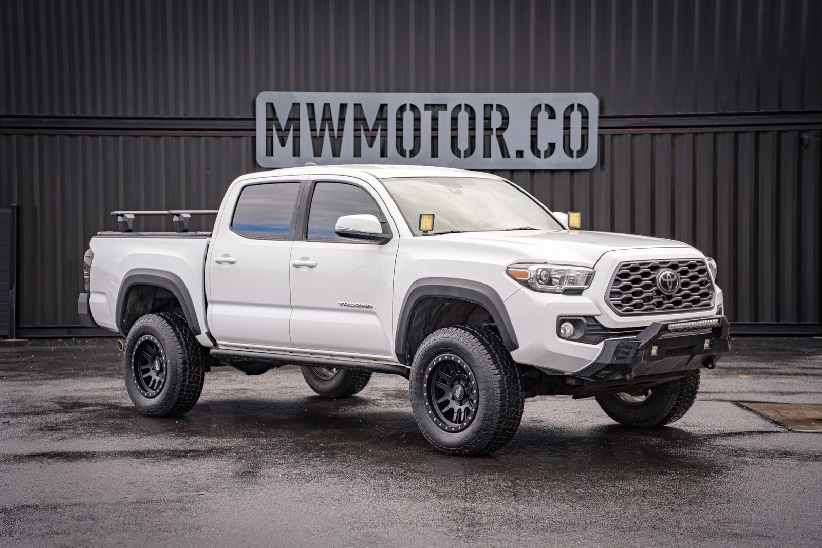 Used 2020 Toyota Tacoma TRD Off-Road image 1