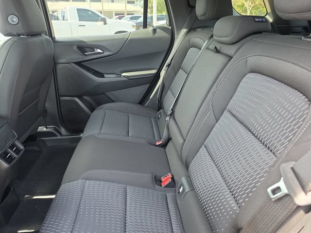 New 2026 Chevrolet Equinox LT w/ Safety and Technology Package FWD image 9