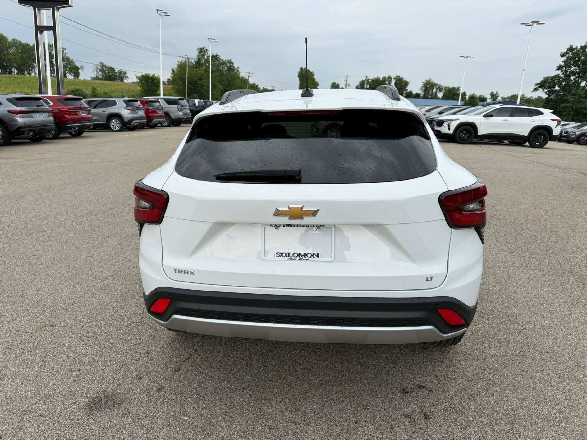 New 2026 Chevrolet Trax LT w/ Driver Confidence Package FWD image 4